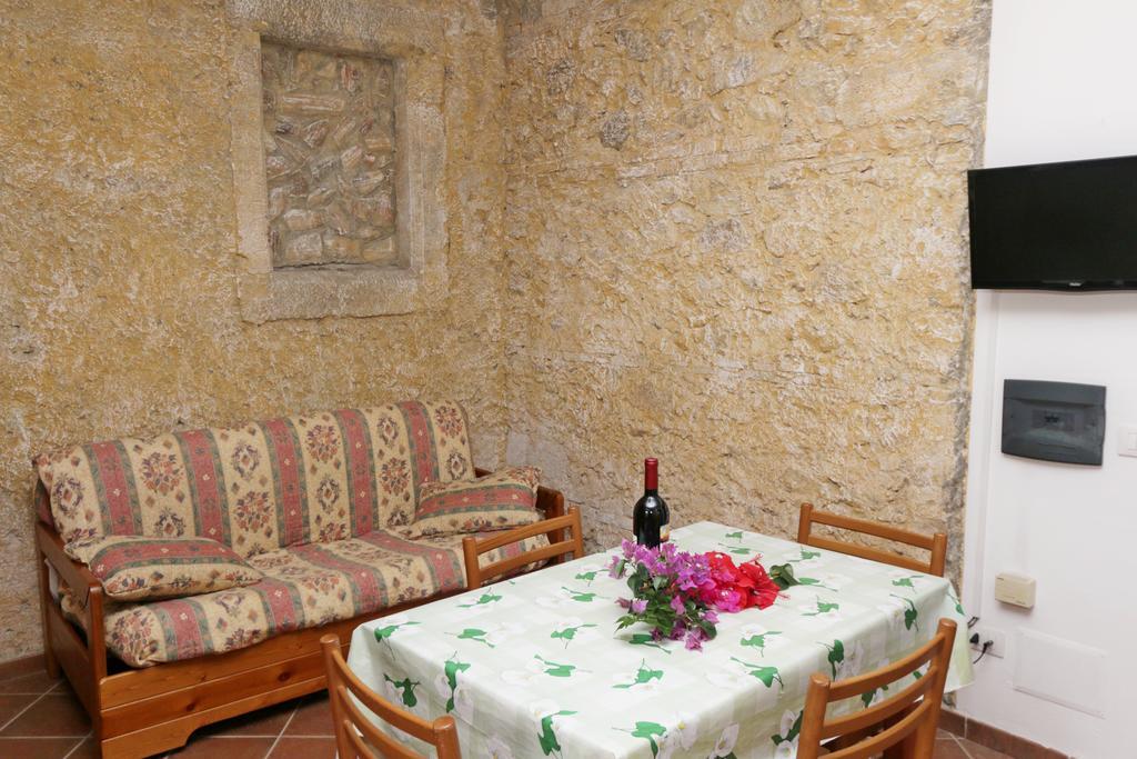 Residenza La Vigna Parghelia Exterior foto